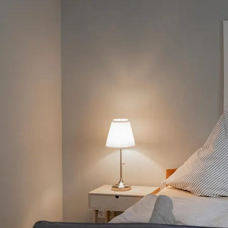 Neu Moebliertes 1 - Zimmerapartment Mitten In Der 아파트