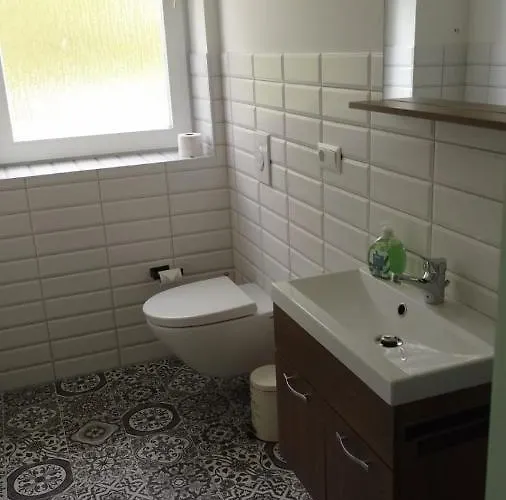 Neu Moebliertes 1 - Zimmerapartment Mitten In Der *